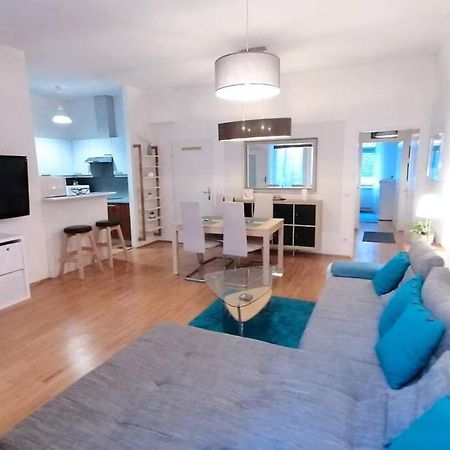 Nd Exquisites Wundervolles Ruhiges Terrassenapartment Mit Garage Viena Exterior foto