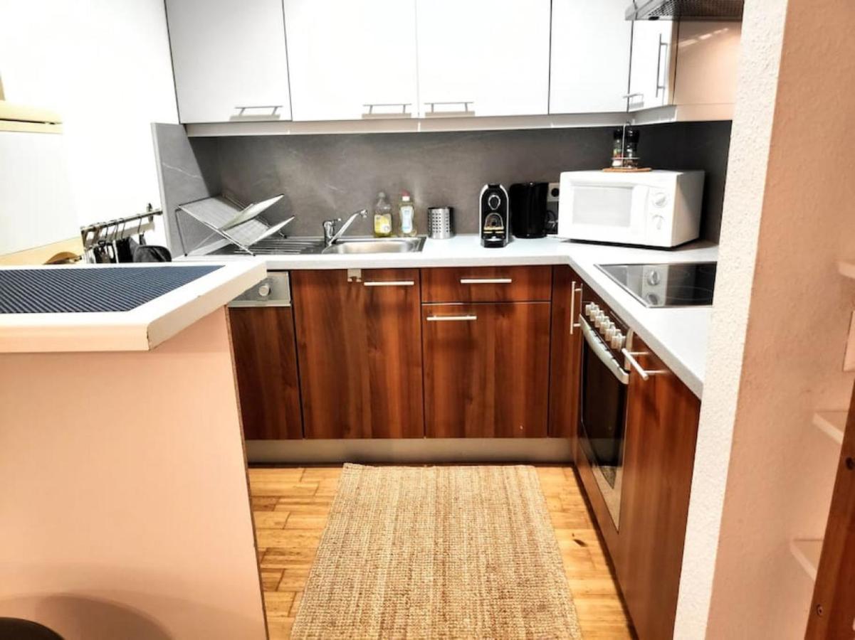 Nd Exquisites Wundervolles Ruhiges Terrassenapartment Mit Garage Viena Exterior foto