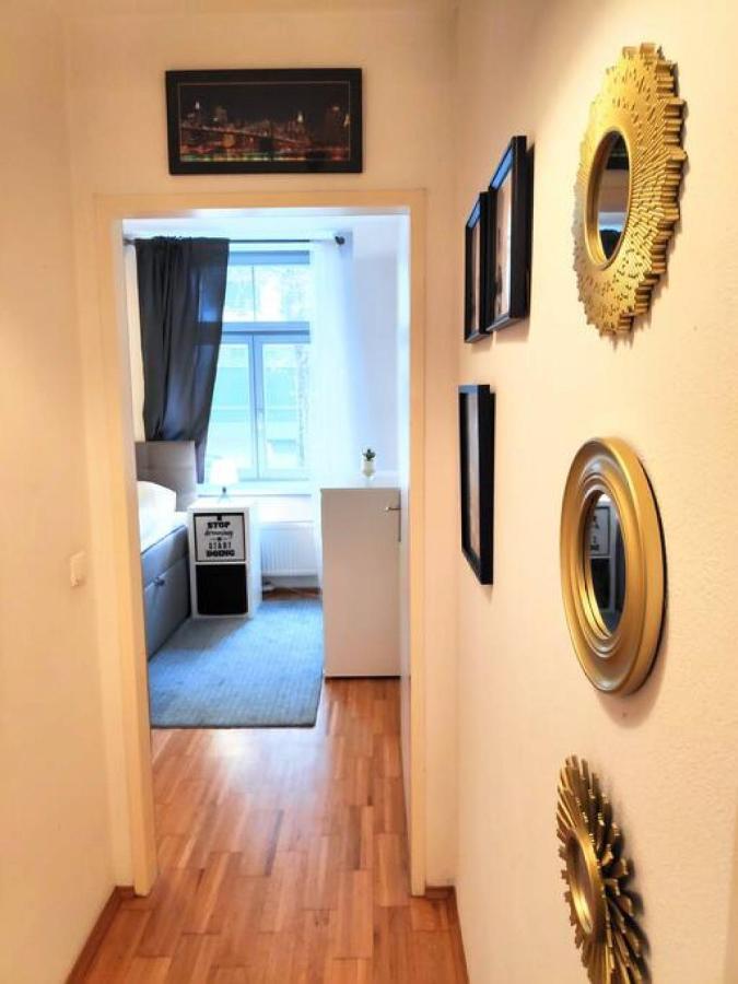 Nd Exquisites Wundervolles Ruhiges Terrassenapartment Mit Garage Viena Exterior foto