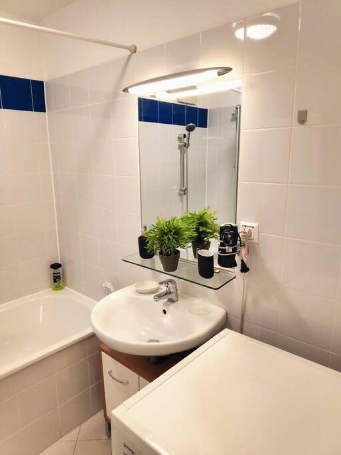 Nd Exquisites Wundervolles Ruhiges Terrassenapartment Mit Garage Viena Exterior foto