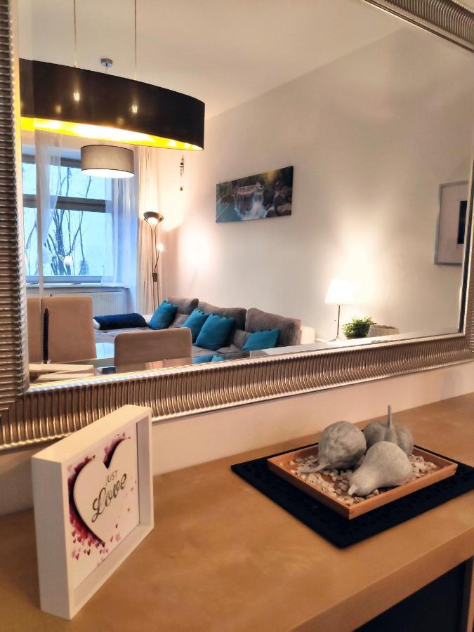 Nd Exquisites Wundervolles Ruhiges Terrassenapartment Mit Garage Viena Exterior foto